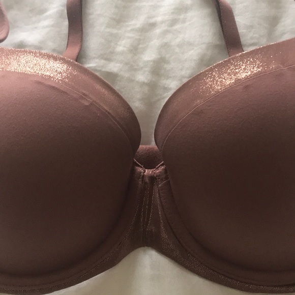 Women’s VS bra - Picture 3 of 3